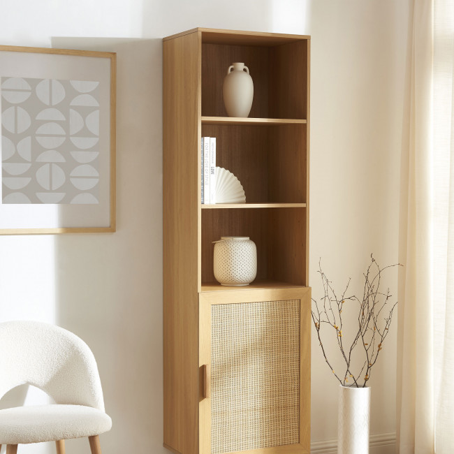 June - Colonne de rangement en bois et cannage H190cm