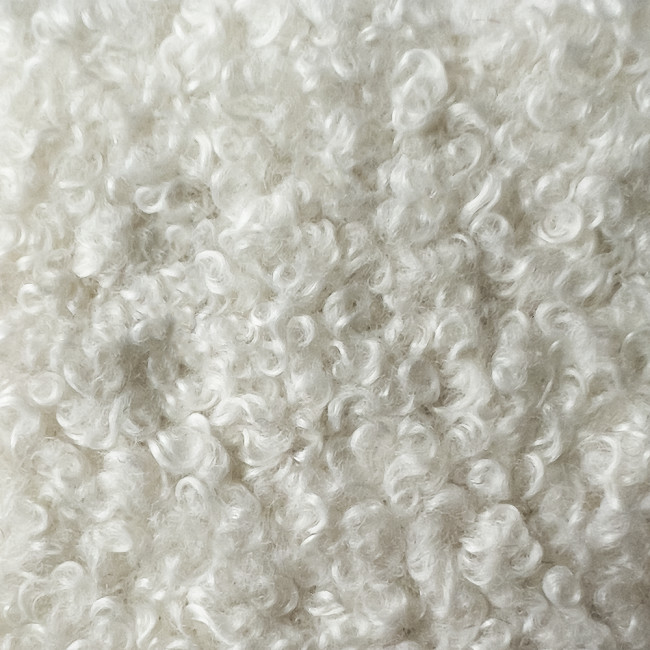 Mio - Fauteuil en tissu bouclette