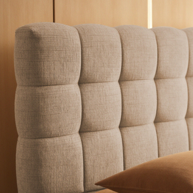 Acara - Lit coffre matelassé en tissu 160x200cm