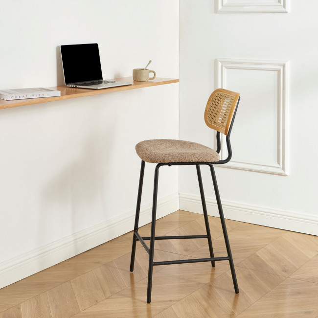 Ema - Lot de 2 tabourets de bar en tissu bouclette et métal H66,5cm