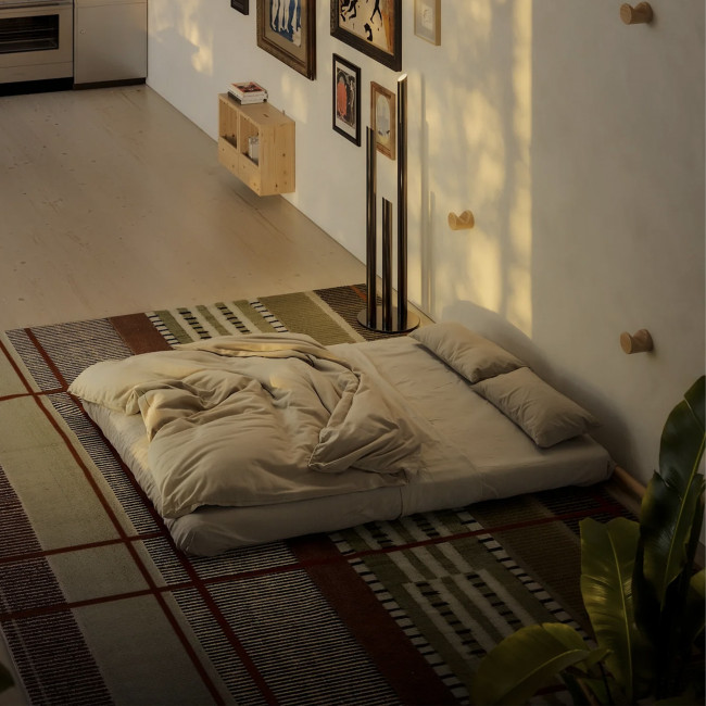 Hooked - Fauteuil convertible en lin et bois avec accroches murales